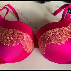 Victoria’s Secret 32d nwt so obsessed add 1.5 cups